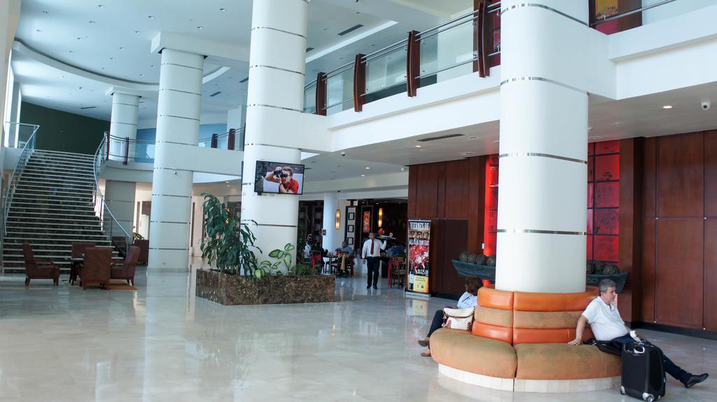 Hotel Sand Diamond 科隆 外观 照片